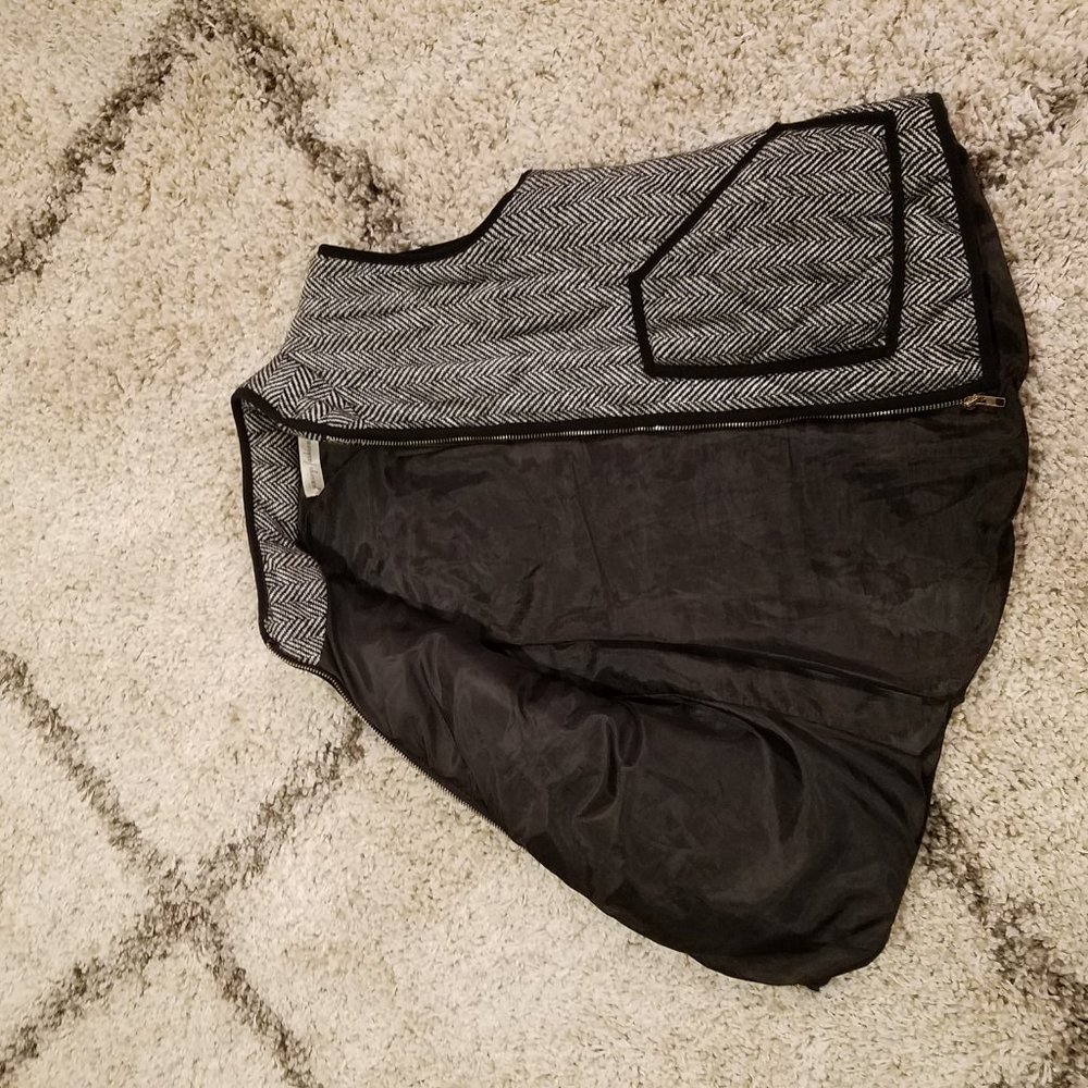 Herringbone Quilted Vest - Picture 6 of 6